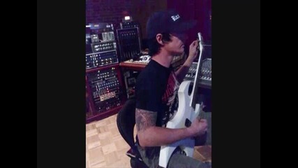 Satyricon - The King of the Shadowthrone [hq ] + pics