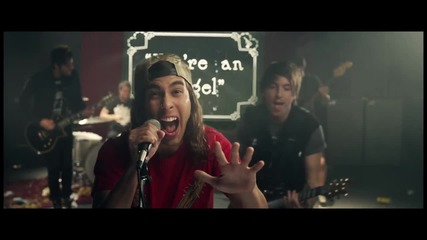 All Time Low - A Love Like War (feat. Vic Fuentes) (official Music Video)