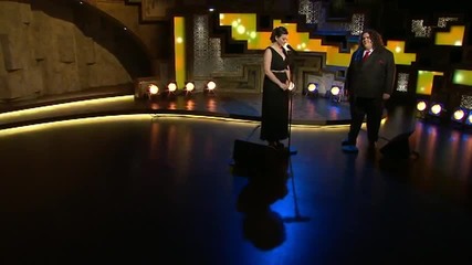 Jonathan § Charlotte perform 'rule the World'