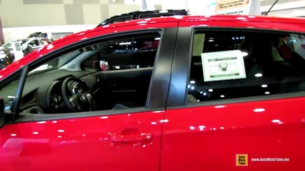 2014 Toyota Yaris Se Hatchback - Exterior and Interior Walkaround - 2014 Ottawa Gatineau Auto Show