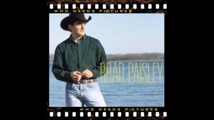 Brad Paisley - Sleeping On The Foldout [превод на български]
