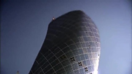 Най-наклонената Кула на Планетата - Абу Даби