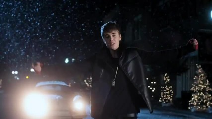 Още От Коледното Видео На Justin Bieber - Under The Mistletoe