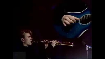 Spandau Ballet Through The Barricades(live Totp)