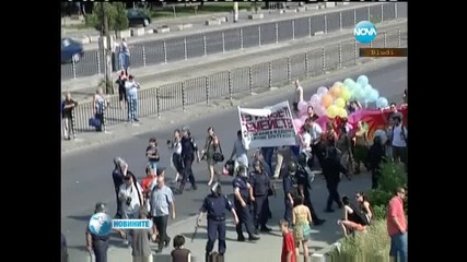 Националисти с/у гей-парада в София