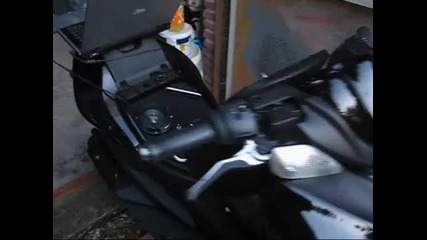 Yamaha Aerox + Soundboard