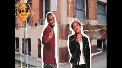B.o.b feat. Bruno Mars nothin On You hd