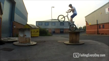 Смях,болка и пребивания - Daily Fails Compilation