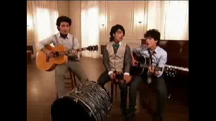 Jonas Brothers - Love Bug Acoustic