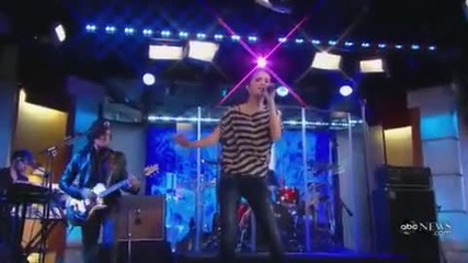 Selena Gomez A Year Without Rain 9 - 23 - 10 (live at Good Morning America) 
