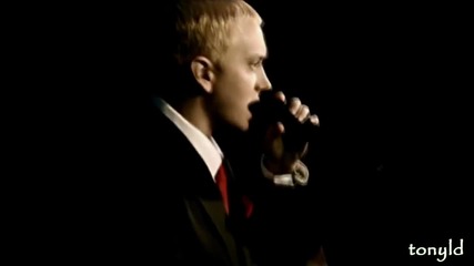 [бг превод] Eminem - Soldier [music video]
