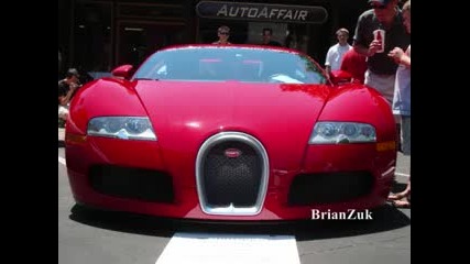 Red Bugatti Veyron 