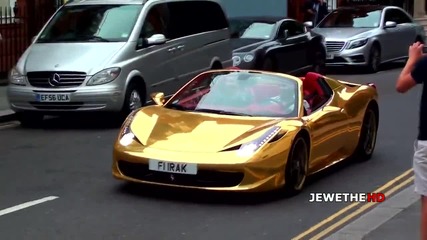 „златно” Ferrari 458 Spider по улиците на Лондон.