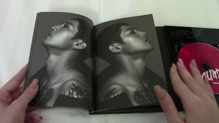 130722 Kim Hyun Joong - Round 3 - 3 Mini Album - Unboxing
