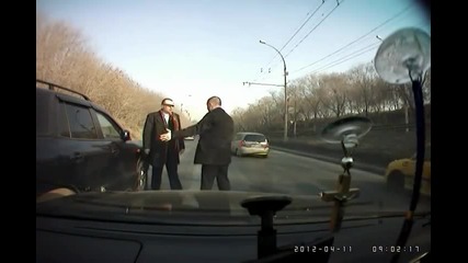 Виновен ама тръгва да се бие