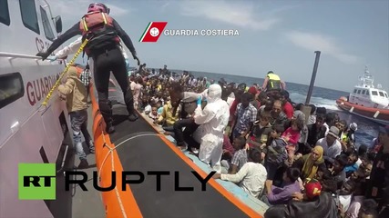 Italy: Coastguard pick up 969 migrants in 6 operations