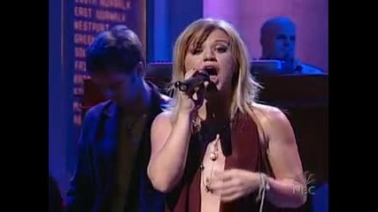Kelly Clarkson Breakaway Saturday Night Live New York May 2005 