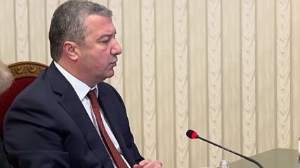 "БСП-Обединена левица" към Йотова: Осъзнаваме трудната ситуация, в която сте поставени, отговорност