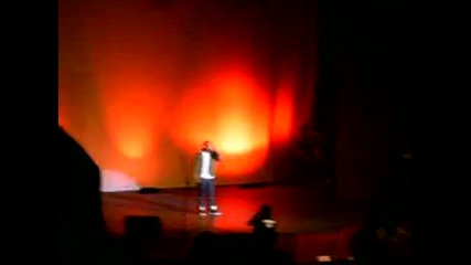 Wearing Shades In The Dark Goes Wrong: Actor Colombus Short Falls Off The Stage During Event! (acts 