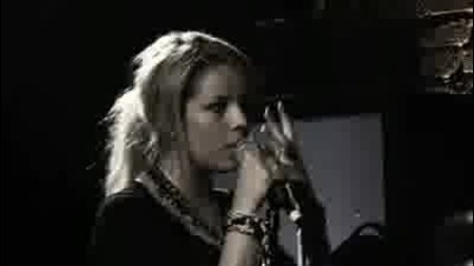 Ashley Tisdale - Masquerade Live On Walmart Soundcheck
