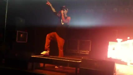 Wiz Khalifa - Gang Bang Live in Des Moines (la)