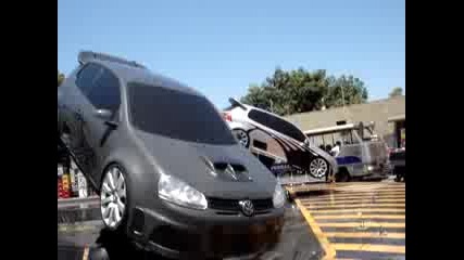 Danceing cars