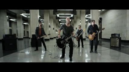 Daughtry - Crawling back to you