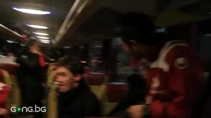 Гонг Тв - Червена радост в автобуса на Цска ( 1 - ва част )