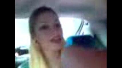 Cute Girl sings in persian 