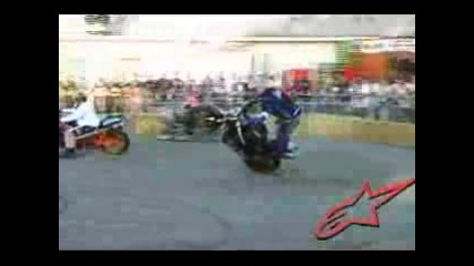 Darius Khashabi - Stunt Show