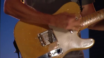 Maroon 5 - Give A Little More (vevo Summer Sets) 