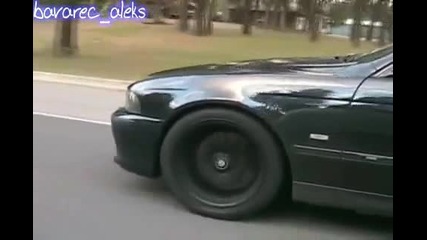Bmw E92 M3 vs E39 M5