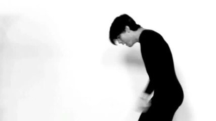 Joe Jonas Dances to Single Ladies 