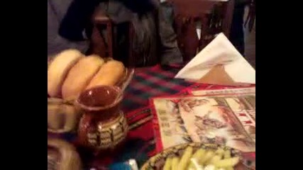 Жена бие шамари в ресторант "даяна"-пловдив.