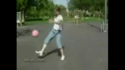 Момиче - Freestyle Football