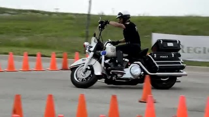 Впечатляващо Майсторско шофиране