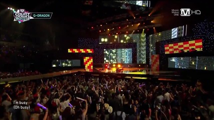 G-dragon - Shake the world + One Of A Kind @ Mcountdown K-con in La (29.08.13)