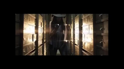 Jim Jones - Blow the Bank (feat. Oshy & Starr) [x Quality]