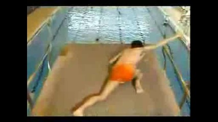 Mr. Bean - В басейн