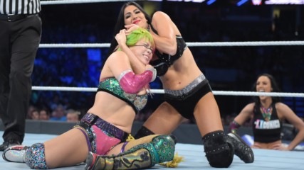 Asuka vs. Billie Kay: SmackDown LIVE, Sept. 18, 2018