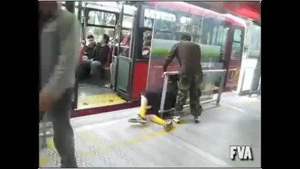Тоя Намери Къде Да Заспи.. 