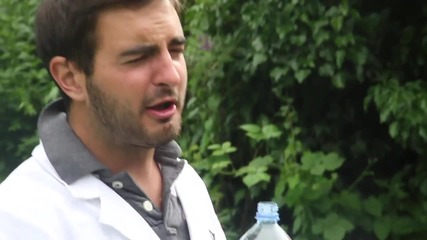 Канеленото Предизвикателство - The Slow Mo Guys