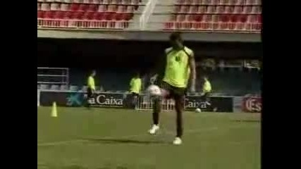 Роналдинио на тренировка 
