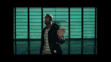B.o.b - Airplanes ft. Hayley Williams of Paramore (official Music Video) 