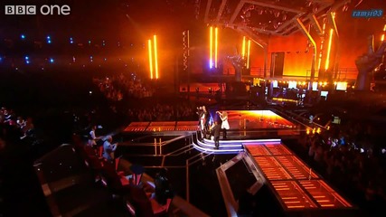 Jessie and her team we Are Young - The Voice Uk - Live Show 4 - 19.05.2012.