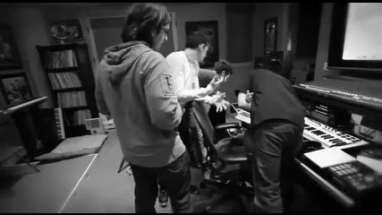 Linkin Park - Not Alone 