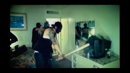 Hollywood Undead - Undead ( Dvd Rip )