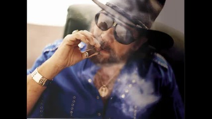 Hank Williams Jr -country boy can survive (превод)