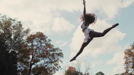 Lion Babe ft. Childish Gambino - Jump Hi (official 2o14)