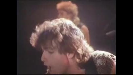 Honeymoon Suite - New Girl Now 